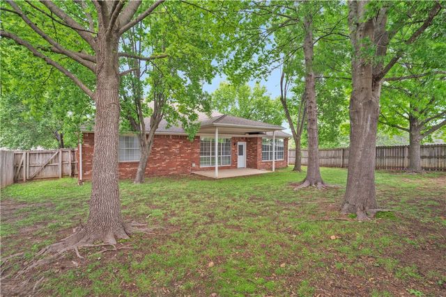 3021 Birch Place, Springdale, AR 72762