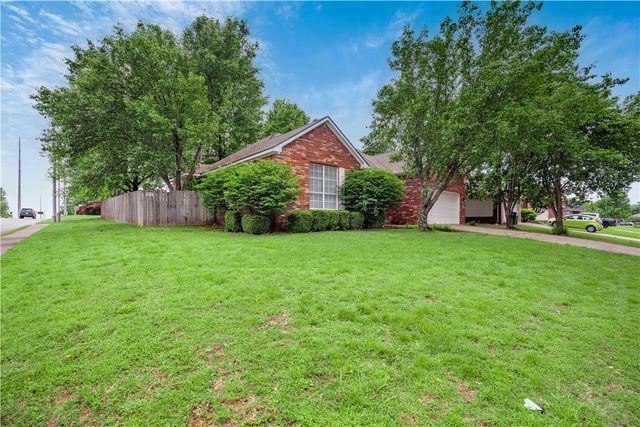 3021 Birch Place, Springdale, AR 72762
