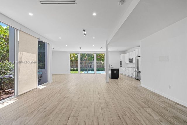 1816 SW 23rd Street, Miami, FL 33145