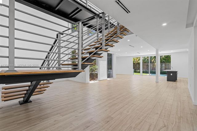 1816 SW 23rd Street, Miami, FL 33145