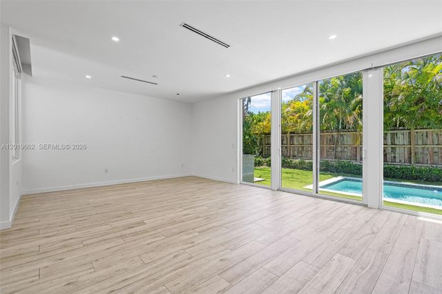 1816 SW 23rd Street, Miami, FL 33145