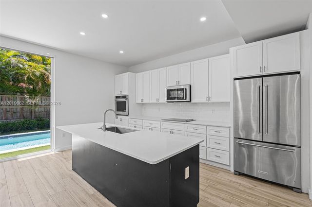 1816 SW 23rd Street, Miami, FL 33145