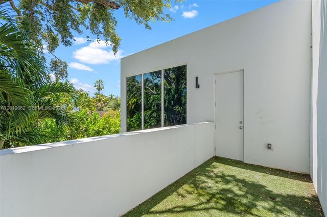 1816 SW 23rd Street, Miami, FL 33145
