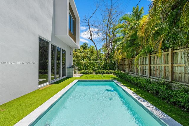 1816 SW 23rd Street, Miami, FL 33145