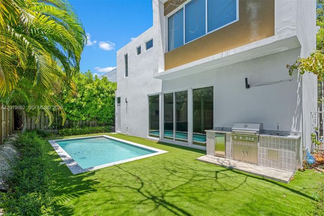 1816 SW 23rd Street, Miami, FL 33145