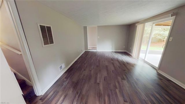 3504 Virginius DR, Virginia Beach, VA 23452