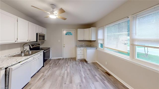 3504 Virginius DR, Virginia Beach, VA 23452