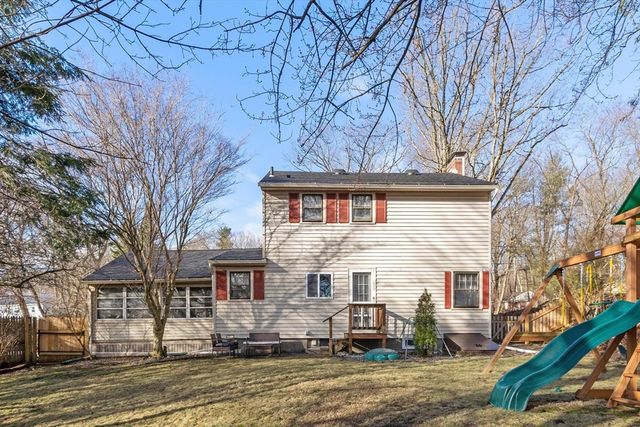 33 Eastford Rd, Auburn, MA 01501