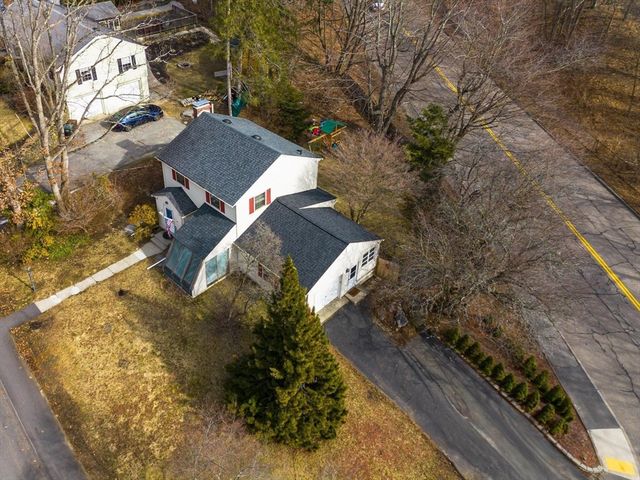 33 Eastford Rd, Auburn, MA 01501