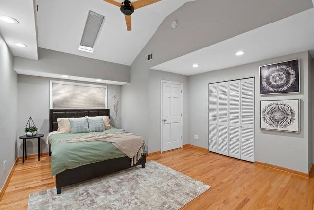1450 W Webster Avenue 2, Chicago, IL 60614