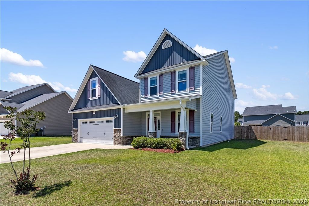 1421 Benchmark Way, Parkton, NC 28371 — photo 2