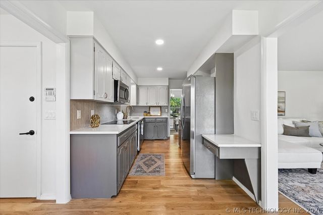 3748 E 48th Place, Tulsa, OK 74135