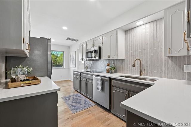 3748 E 48th Place, Tulsa, OK 74135