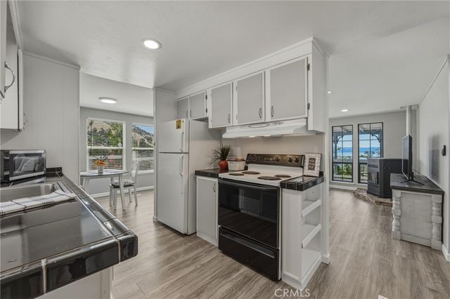 3360 Yuba Street, Nice, CA 95464