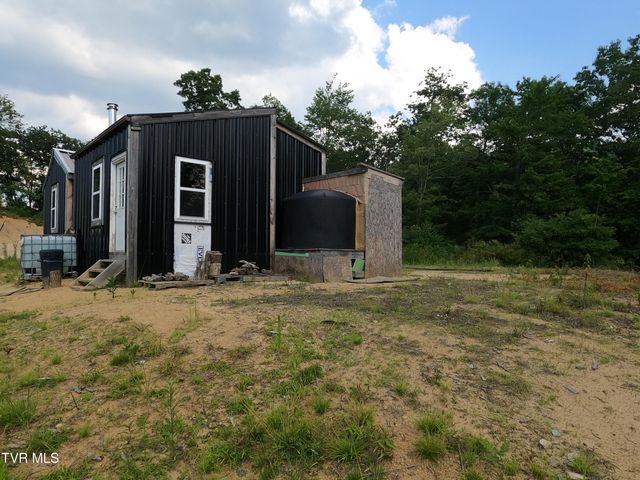174 Teaberry Road, Roan Mountain, TN 37687
