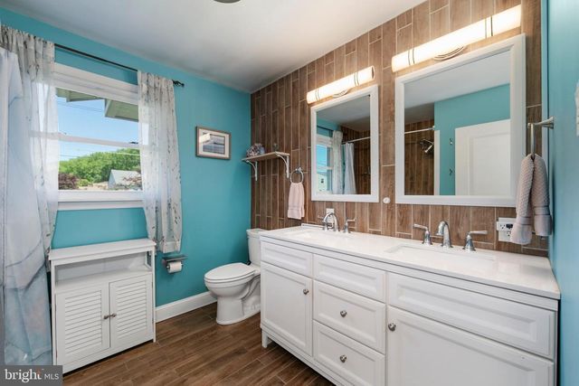 512 W BROOKE AVE, Magnolia, NJ 08049
