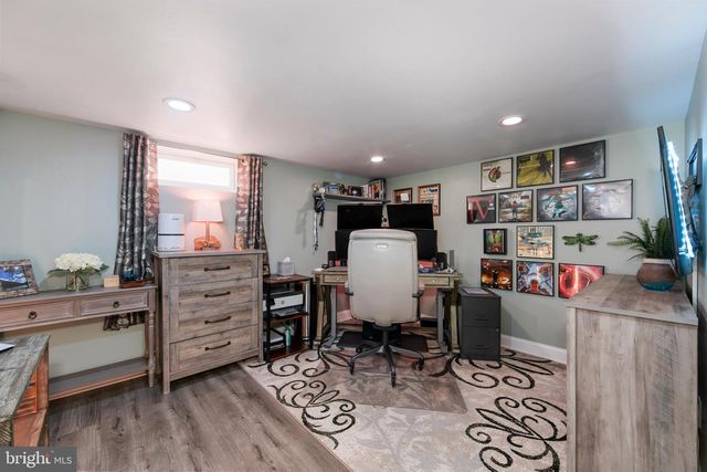 512 W BROOKE AVE, Magnolia, NJ 08049