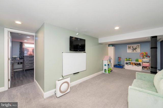 512 W BROOKE AVE, Magnolia, NJ 08049