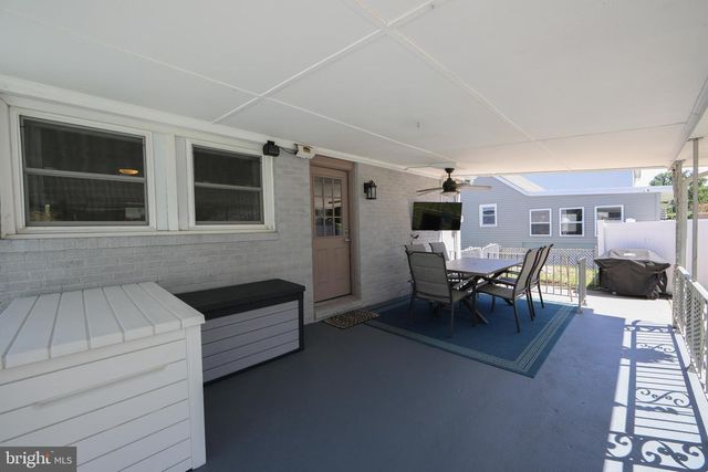 512 W BROOKE AVE, Magnolia, NJ 08049