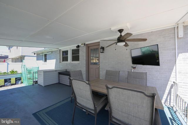 512 W BROOKE AVE, Magnolia, NJ 08049