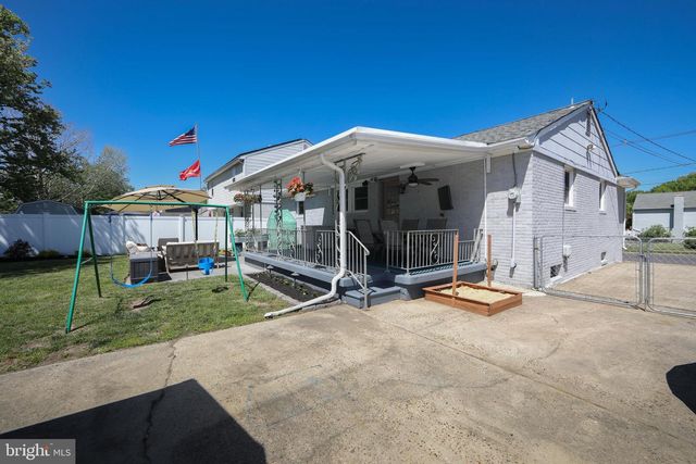 512 W BROOKE AVE, Magnolia, NJ 08049