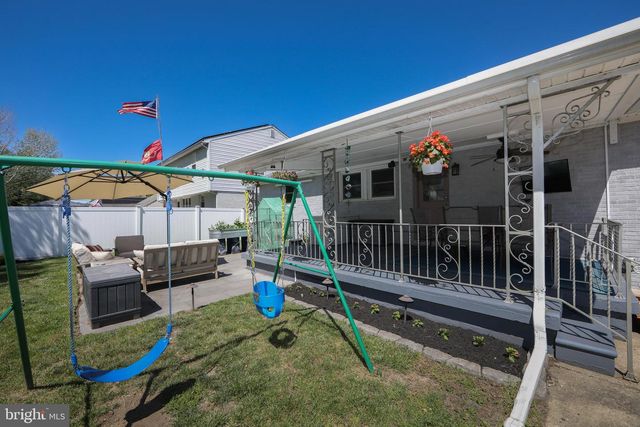 512 W BROOKE AVE, Magnolia, NJ 08049