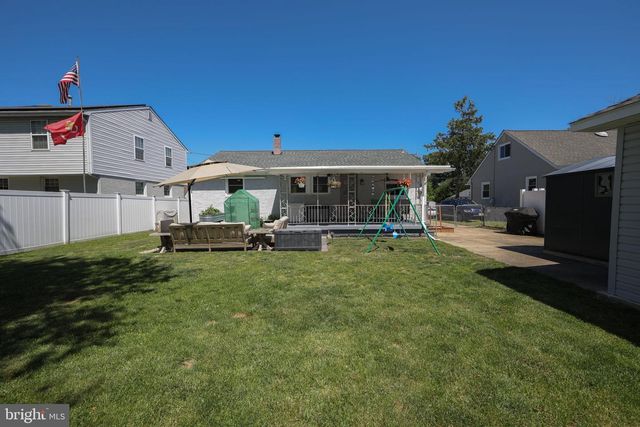 512 W BROOKE AVE, Magnolia, NJ 08049