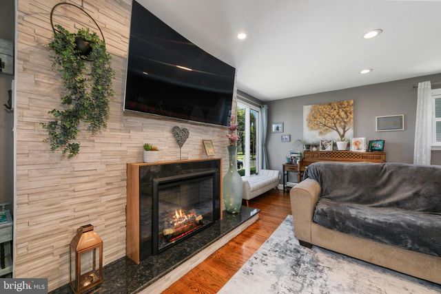 512 W BROOKE AVE, Magnolia, NJ 08049
