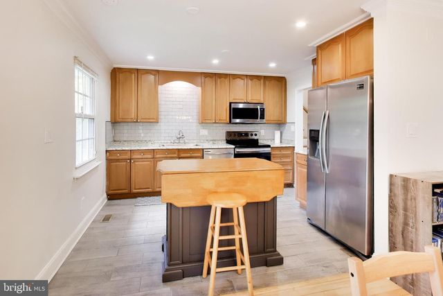 1904 ARROWOOD, Fort Washington, MD 20744