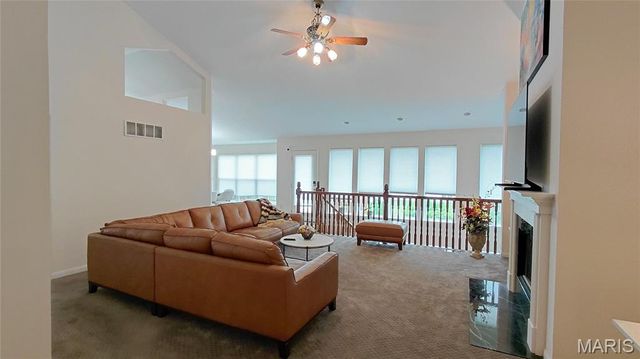 15234 Brightfield Manor Drive, Chesterfield, MO 63017
