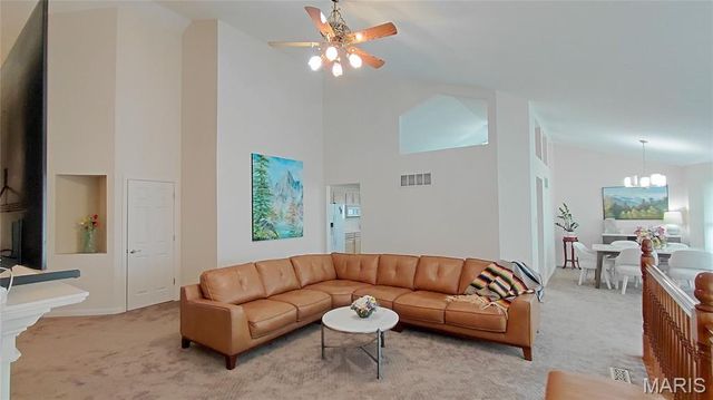 15234 Brightfield Manor Drive, Chesterfield, MO 63017