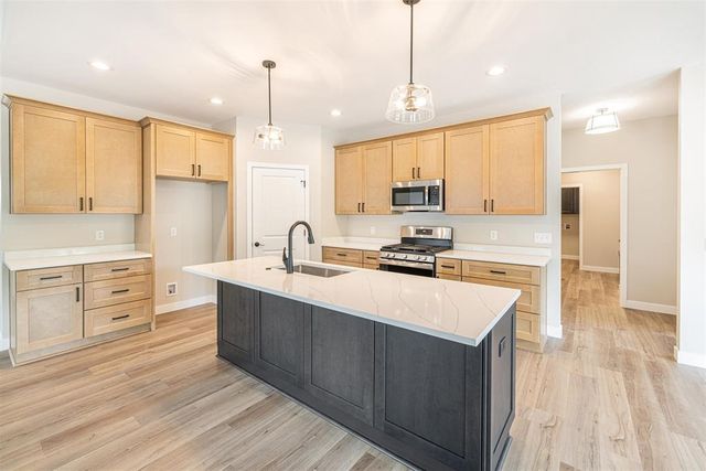 1941 Sequoia Drive, Janesville, WI 53545