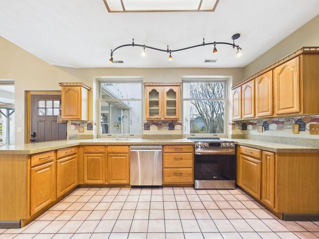 681 Mount Zion Road SW, Lancaster, OH 43130