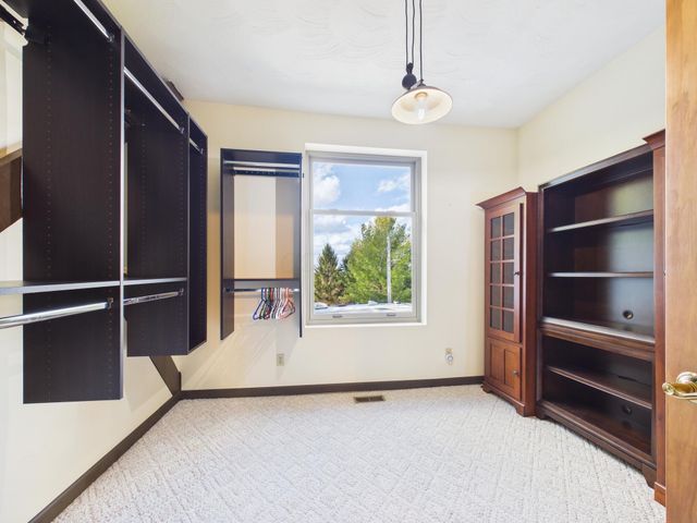 681 Mount Zion Road SW, Lancaster, OH 43130