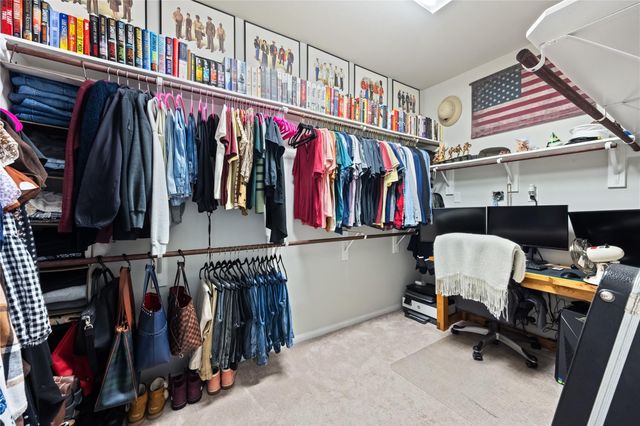 221 Gigi Place, Alvin, TX 77511