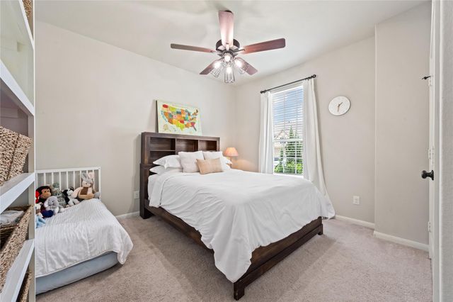 221 Gigi Place, Alvin, TX 77511