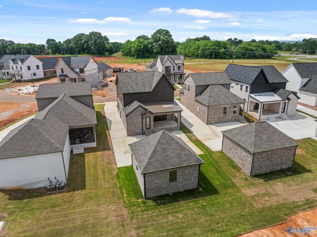 205 Fame Avenue, Tuscumbia, AL 35674