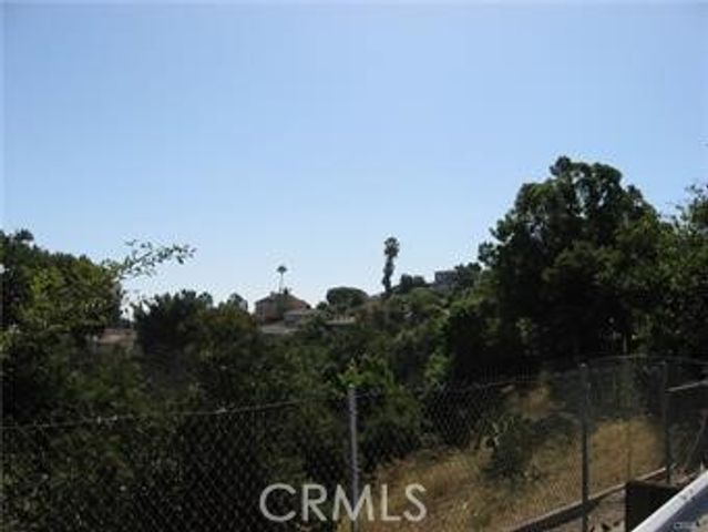 916 Alegre, Los Angeles, CA 90065
