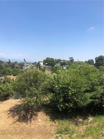 916 Alegre, Los Angeles, CA 90065