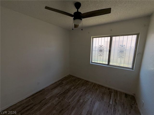 7010 Wedgewood Way, Las Vegas, NV 89147