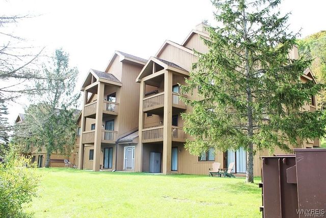 G103 Snowpine Village, Great Valley, NY 14741