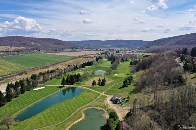 G103 Snowpine Village, Great Valley, NY 14741