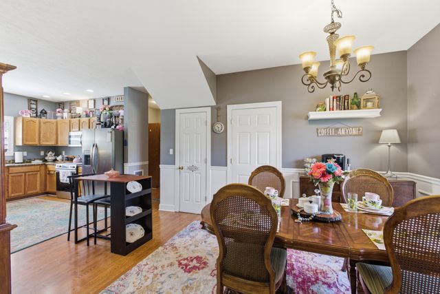 435 Long St, W, Mc Ewen, TN 37101