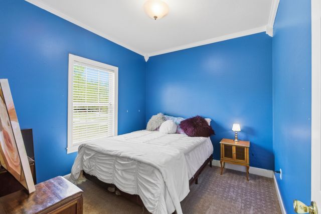 435 Long St, W, Mc Ewen, TN 37101