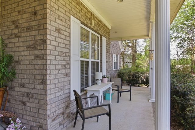 435 Long St, W, Mc Ewen, TN 37101