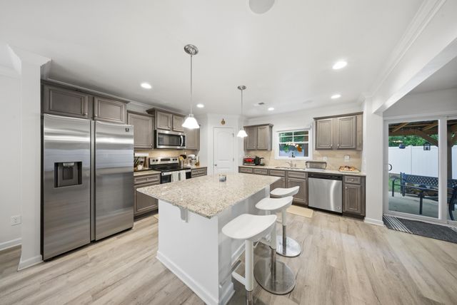 201 Masters Drive, Sumter, SC 29154