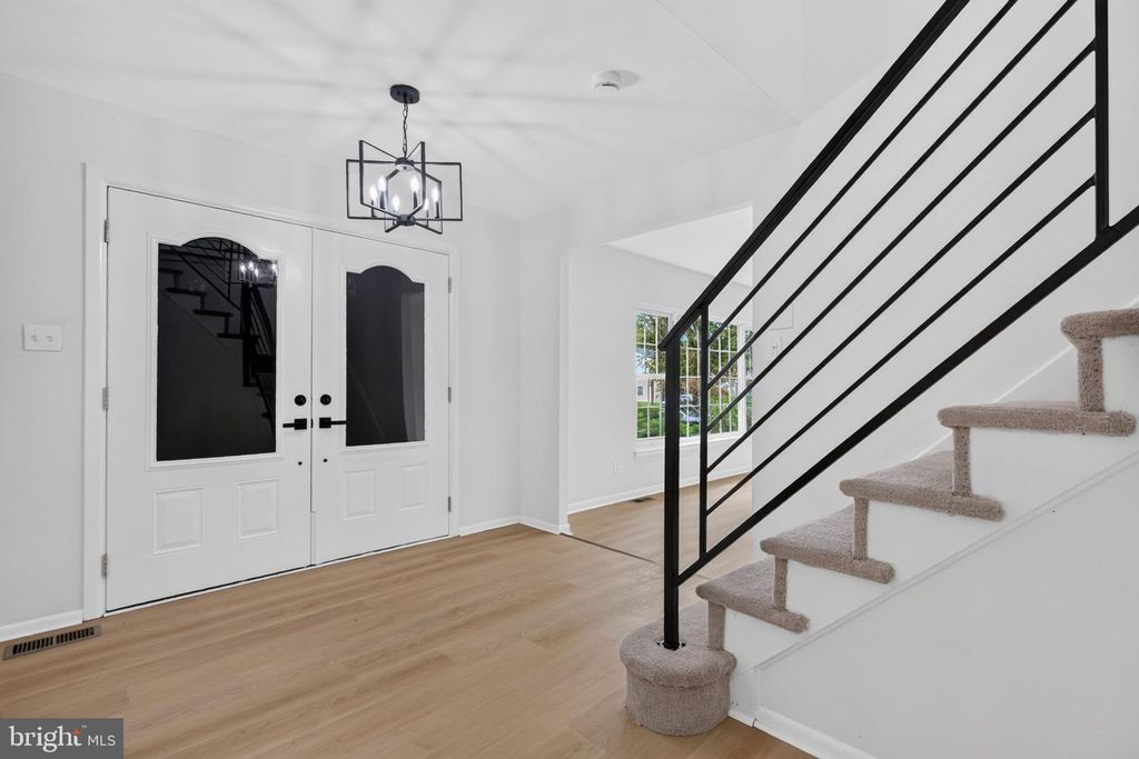 15 W HIGH RIDGE RD, Cherry Hill, NJ 08003 — photo 2