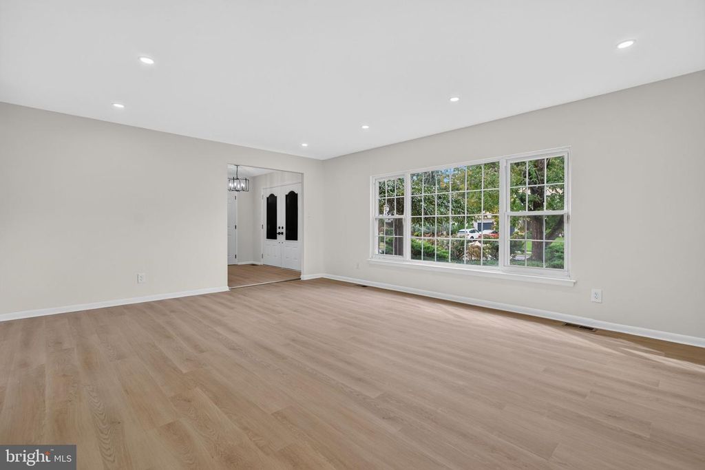 15 W HIGH RIDGE RD, Cherry Hill, NJ 08003 — photo 3
