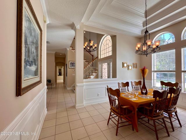 8253 BAY TREE Lane, Jacksonville, FL 32256