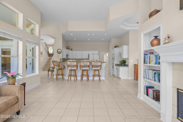 8253 BAY TREE Lane, Jacksonville, FL 32256